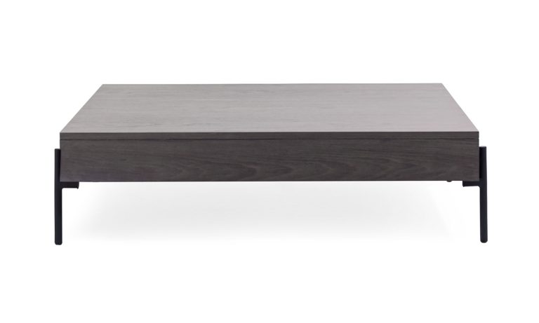 Vista frontal de la Mesa de Centro Maia de la marca Aristas. Un diseño elegante y minimalista en roble europeo.