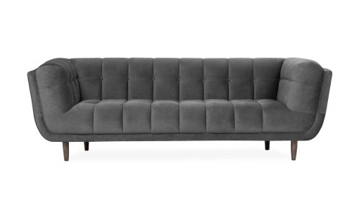 Sofá Cronos de la marca Aristas, visto en perspectiva frontal. Un diseño elegante de líneas limpias, con un acabado en tela suave y patas discretas en madera.