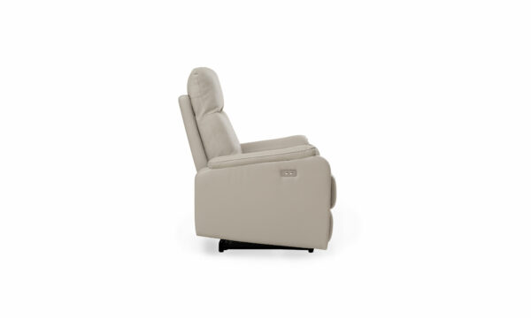 Vista lateral de la Poltrona Reclinable Eléctrica Yb737 Cuero Imp de Aristas. Un diseño ergonómico y moderno, con un asiento y respaldo acolchados y reclinables.