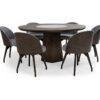 Vista frontal de la Mesa de Comedor Milano giratoria con 6 sillas Eros de la marca Aristas. La mesa presenta un diseño elegante, con una base robusta y un plato giratorio en el color Gris Niebla. Las sillas Eros, tienen un respaldo curvo y patas estilizadas en madera color Ceniza.